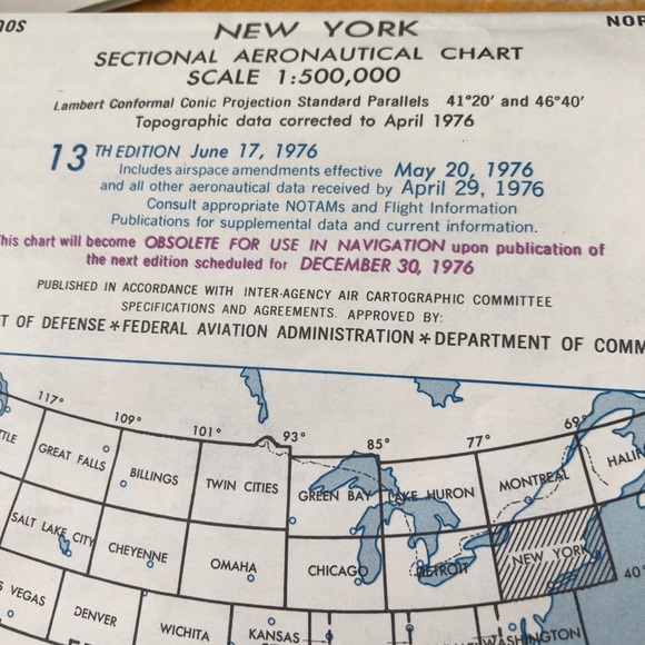 VINTAGE MAPS  AERONAUTICAL CHARTS TOPOGRAPHICAL MAPS &TEST GUIDE FOR PILOTS - Picture 11 of 16
